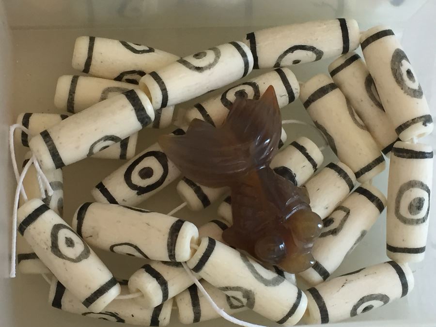 Large Collection Of Jewelry Making Items Including Jade, Turquoise, Agate, Carved Bone, Craft Supplies [Photo 16]