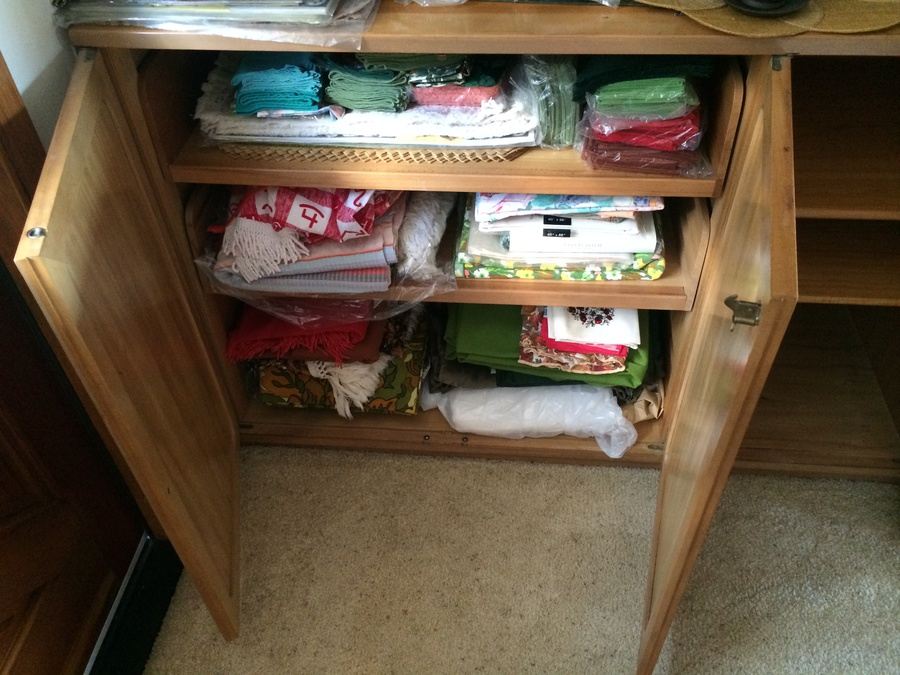 Drexel Blonde Cabinet [Photo 4]