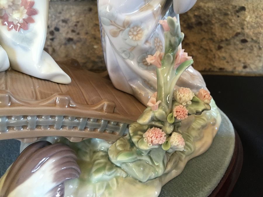Large Lladro Springtime In Japan 1445 On Stand Retails For $2,550 [Photo 9]