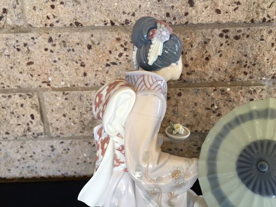 Large Lladro Springtime In Japan 1445 On Stand Retails For $2,550 [Photo 20]