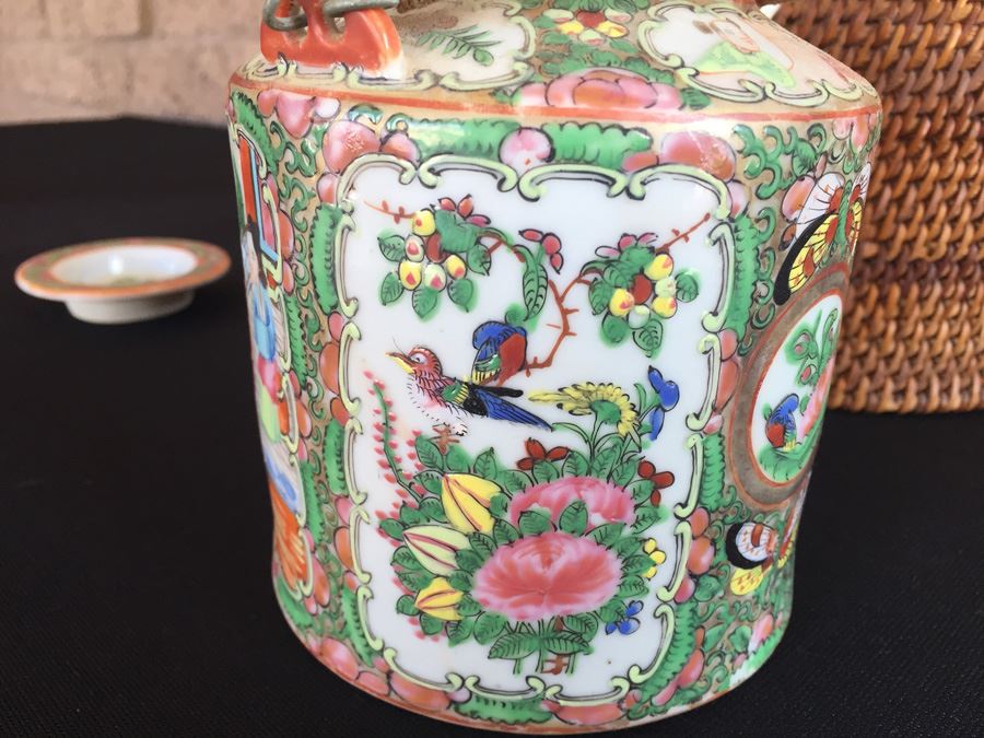 Antique Japanese Basket With Teapot [Photo 18]