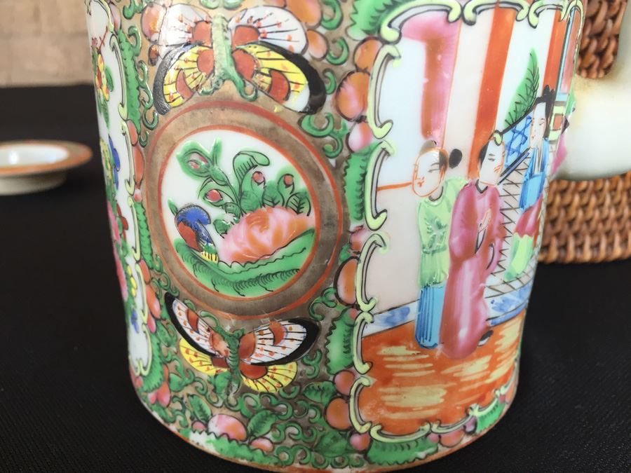 Antique Japanese Basket With Teapot [Photo 21]