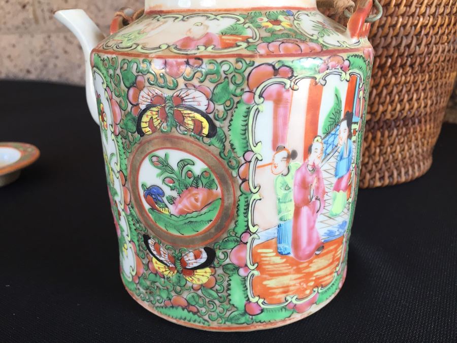 Antique Japanese Basket With Teapot [Photo 3]