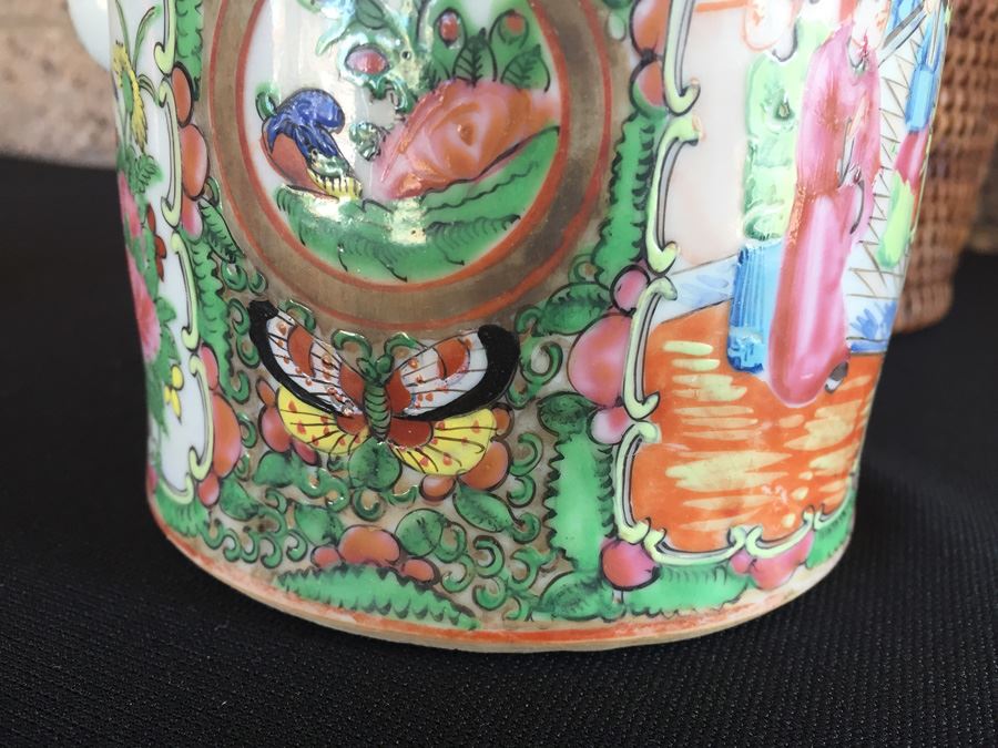 Antique Japanese Basket With Teapot [Photo 15]