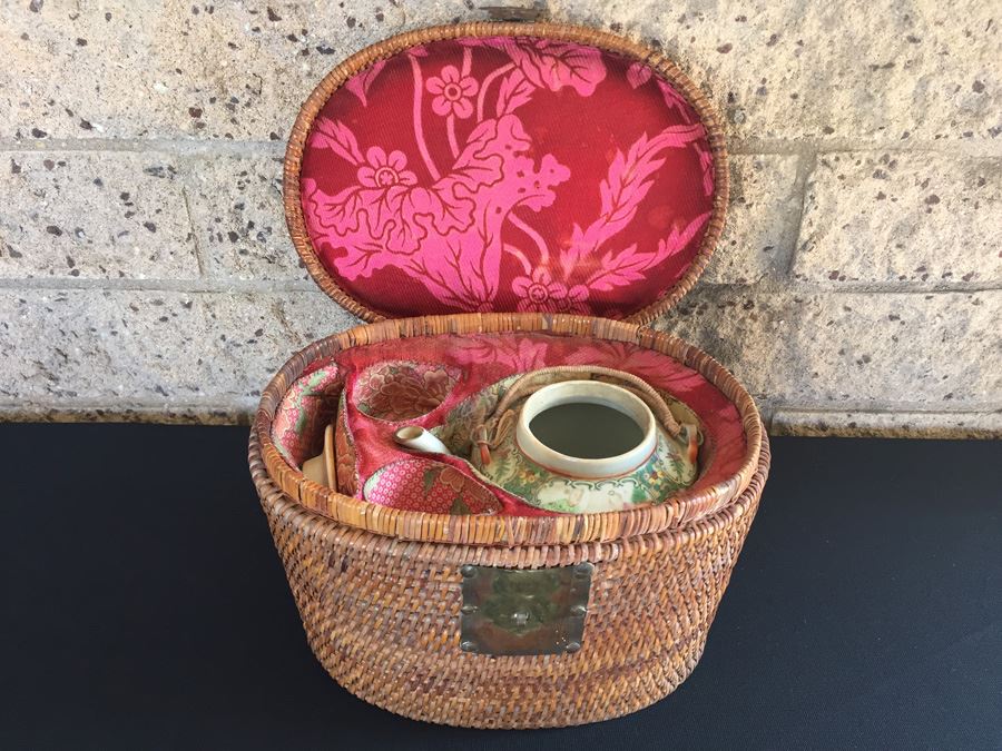 Antique Japanese Basket With Teapot [Photo 9]