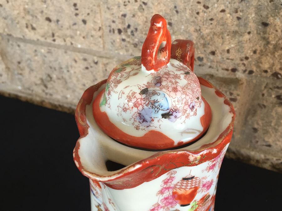 Stunning Japanese Imari Tall Teapot [Photo 28]