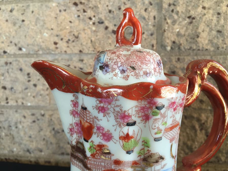 Stunning Japanese Imari Tall Teapot [Photo 4]