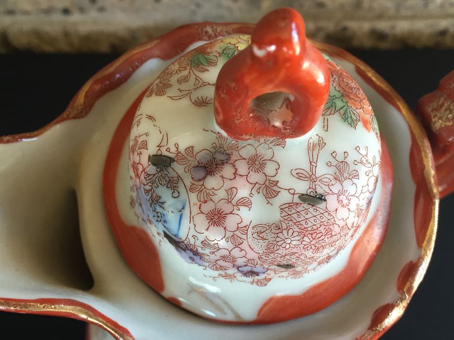 Stunning Japanese Imari Tall Teapot [Photo 13]