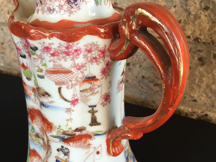Stunning Japanese Imari Tall Teapot [Photo 3]