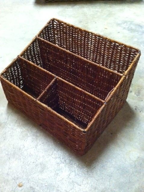 Wicker Organizer Lot [Photo 3]
