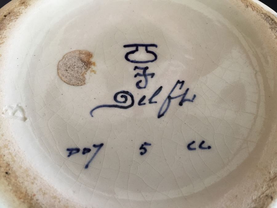 Vintage Delft Blue Vase [Photo 8]