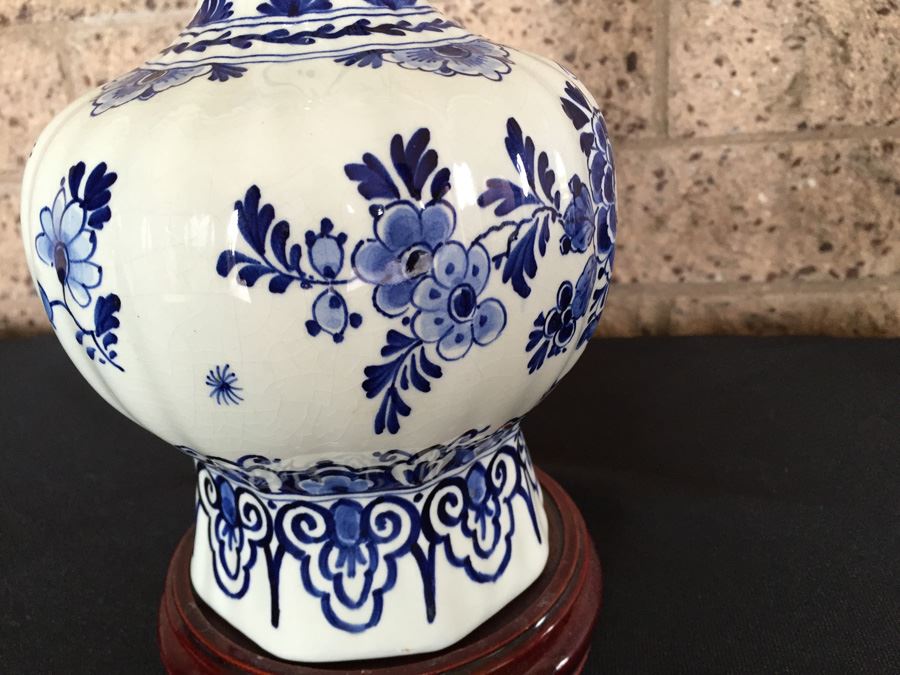 Vintage Delft Blue Vase [Photo 6]