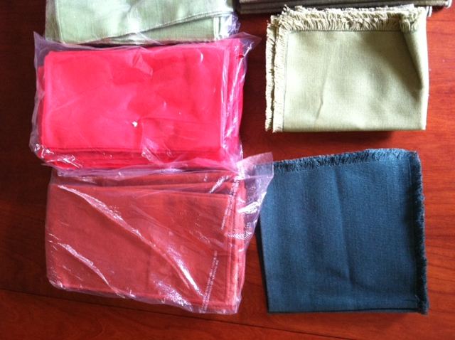 Placemat and Napkin Lot [Photo 6]