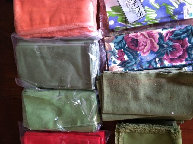 Placemat and Napkin Lot [Photo 7]