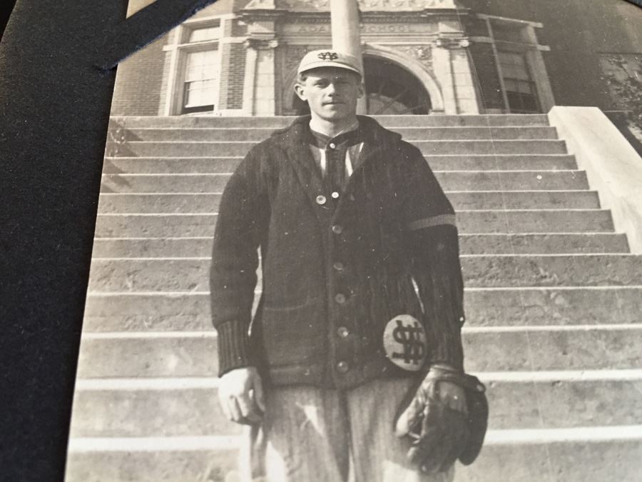 Postal Souvenirs Vintage Photo Scrapbook 1914 Old Baseball Photos And Illustration [Photo 21]