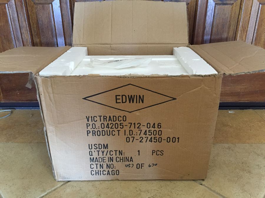 Ardleigh Elliott Thomas Kinkade Victorian Christmas Illuminated Musical Carousel Playing I'll Be Home For Christmas New In Box [Photo 4]