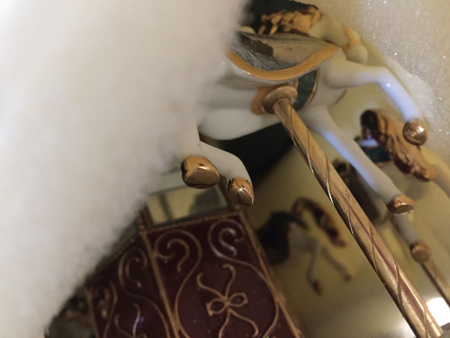 Ardleigh Elliott Thomas Kinkade Victorian Christmas Illuminated Musical Carousel Playing I'll Be Home For Christmas New In Box [Photo 9]