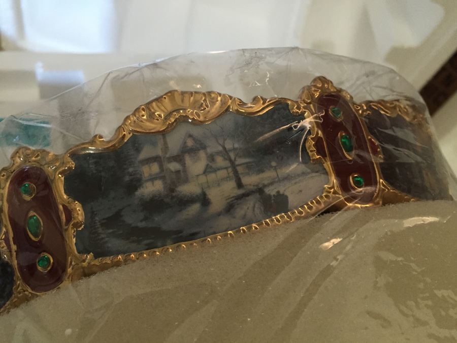 Ardleigh Elliott Thomas Kinkade Victorian Christmas Illuminated Musical Carousel Playing I'll Be Home For Christmas New In Box [Photo 7]