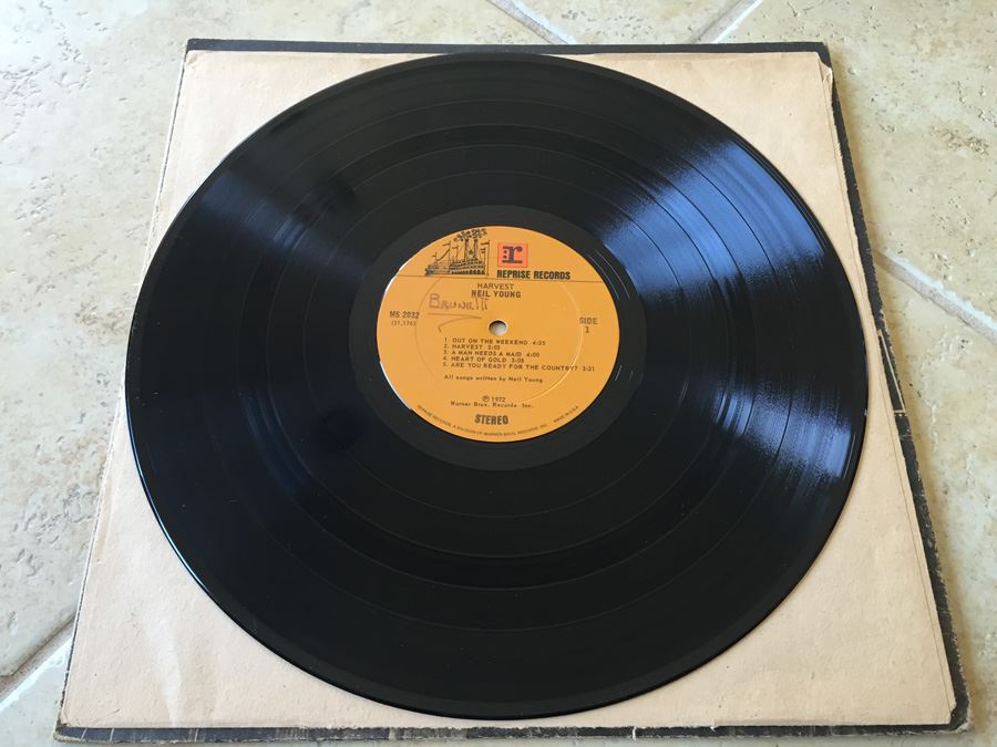 Neil Young ‎- Harvest - Reprise Records ‎- MS 2032 Vinyl Record [Photo 3]