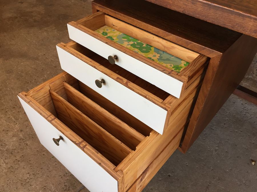 Custom Mid-Century Modern Floating Desk [Photo 11]