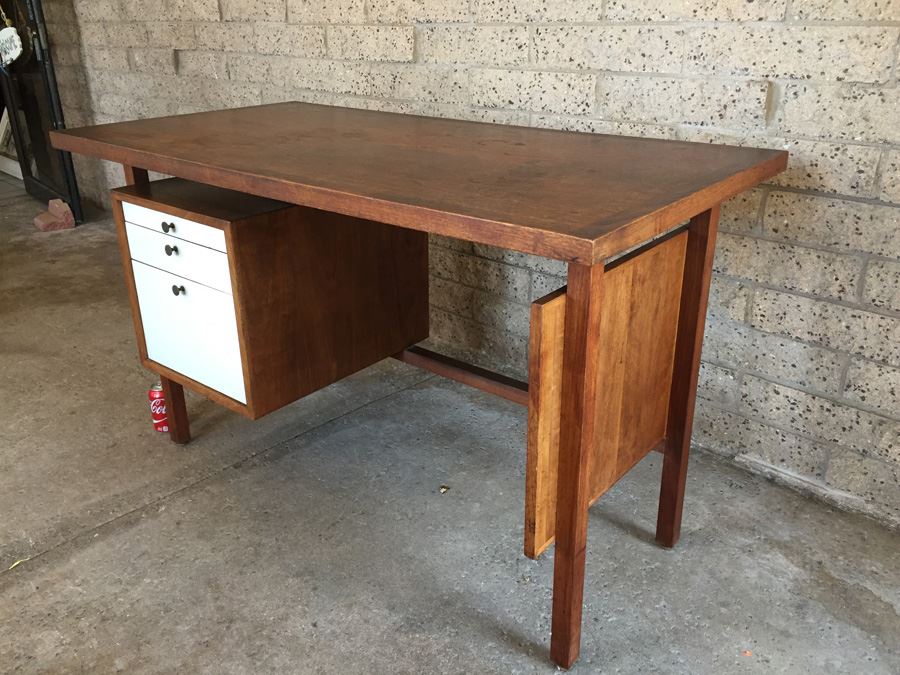 Custom Mid-Century Modern Floating Desk [Photo 5]
