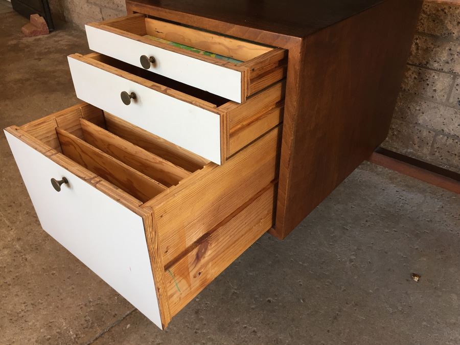 Custom Mid-Century Modern Floating Desk [Photo 12]