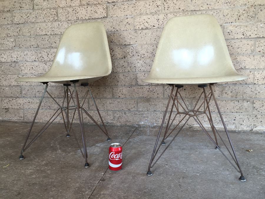 Pair Of Period Charles Eames Fiberglass Side Chairs By Herman Miller [Photo 4]
