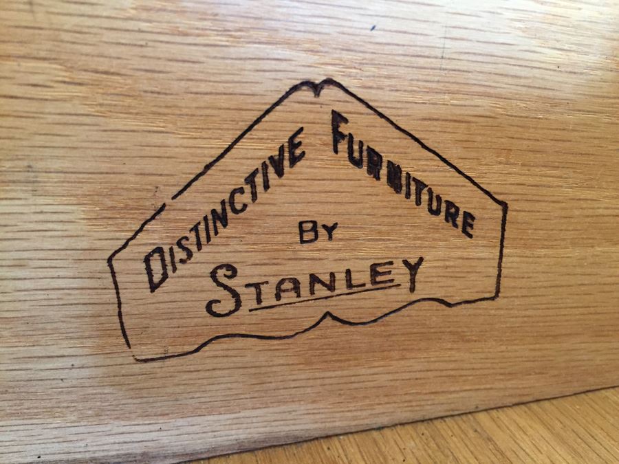 Stanley Mid-Century Modern Bedroom Set Of Two Chest Of Drawers With Mirror [Photo 9]