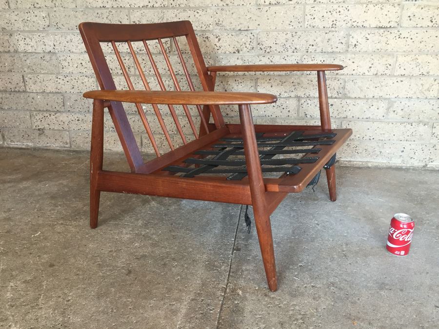 MM Moreddi Danish Teak Mid-Century Modern Lounge Chair [Photo 7]