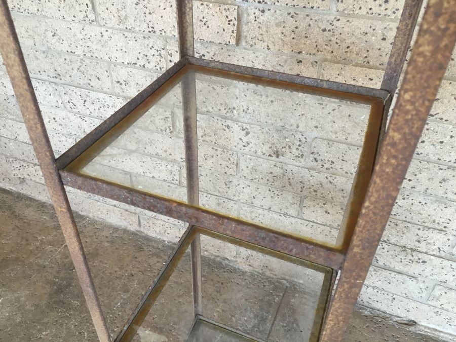 Rusty Metal Etagere [Photo 6]