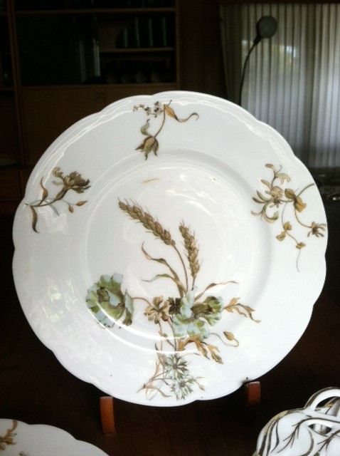 Various Handpainted Plates - Haviland and Japan [Photo 3]