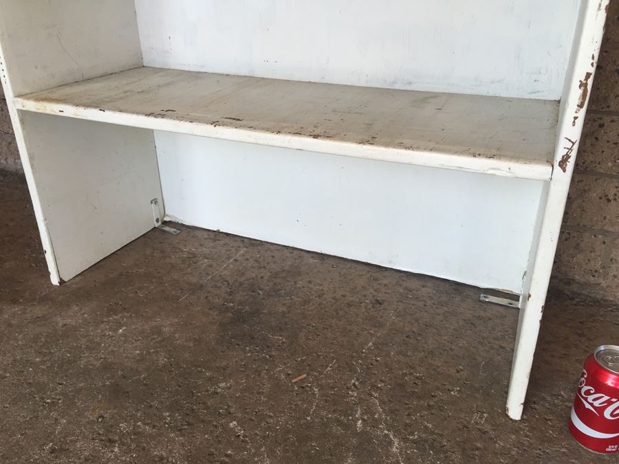 Small White Chabby Chic Bookshelf [Photo 4]