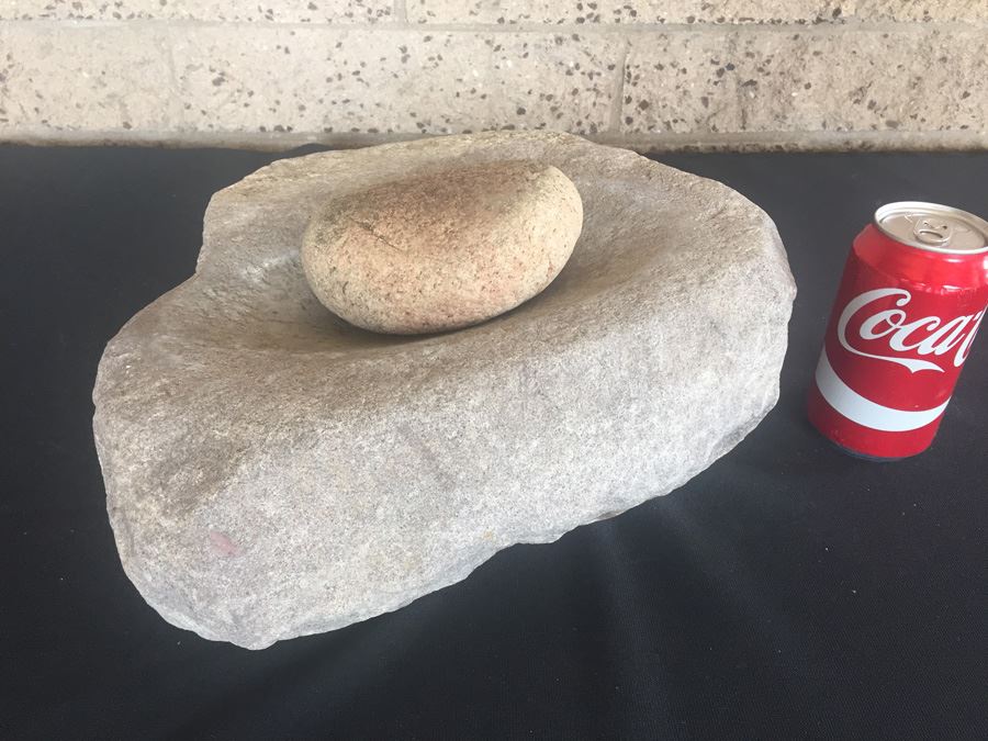 Native American Metate And Mano Grinding Stone [Photo 1]