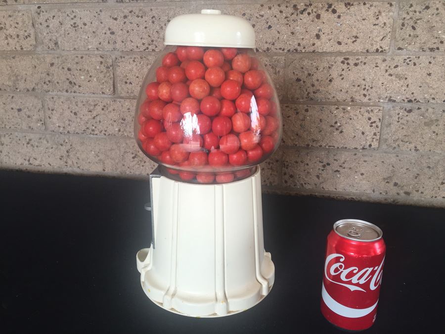 Vintage Gumball Machine [Photo 6]