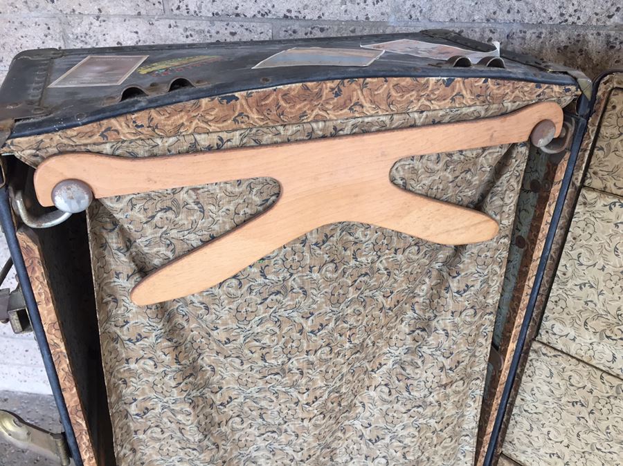 Vintage 1900s Steamer Trunk Travelwell Trunks By Schmit Trunk Co Oshkosh, Wis. [Photo 18]