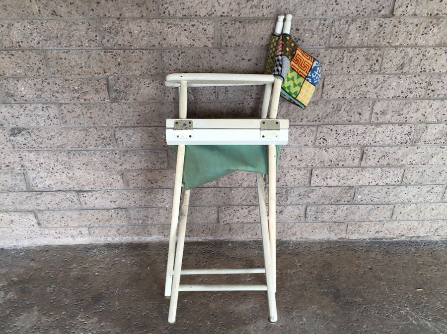 Folding Director's Chair [Photo 3]