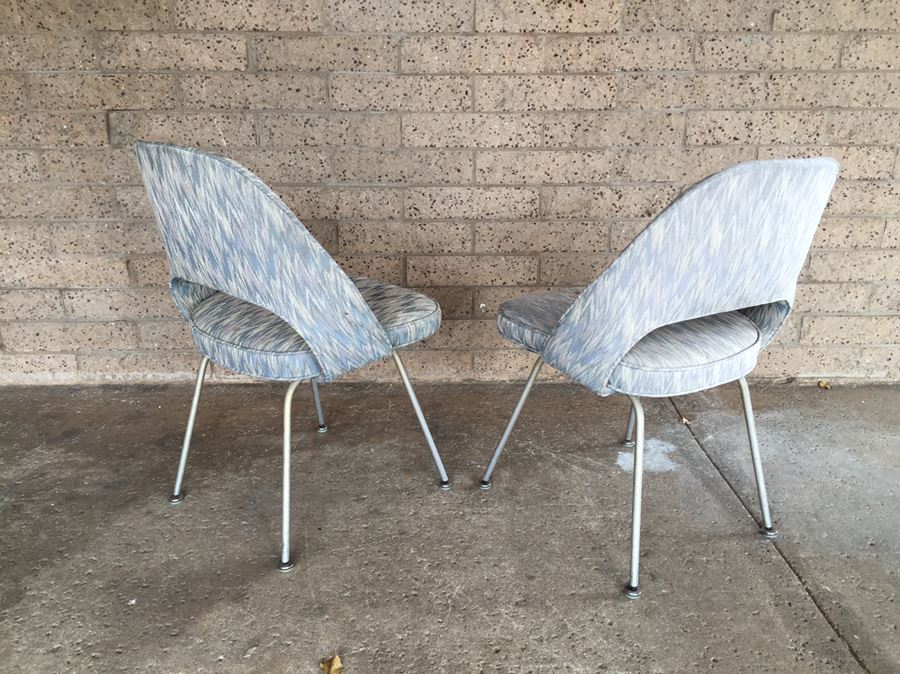 Pair of Iconic 1950's KNOLL Eero Saarinen Executive Armless Chairs That Have Been Reupholstered [Photo 7]