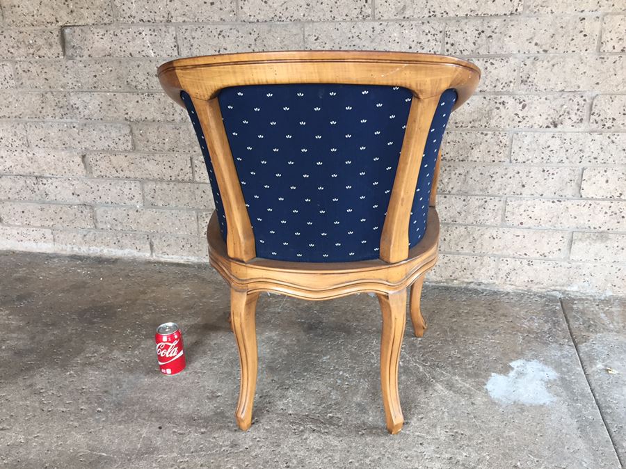 Fabulous French Provincial Style Armchair [Photo 5]