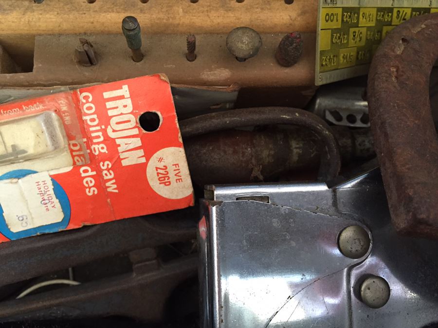 Vintage Metal Toolbox Filled With Tools, Saw & Level [Photo 16]