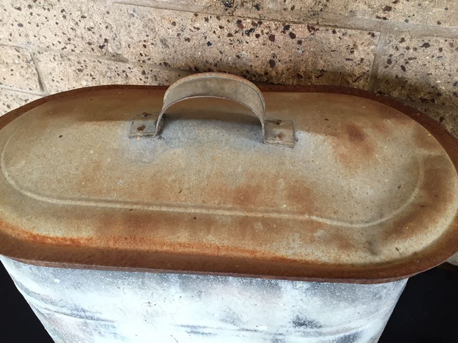 Vintage Galvanized Watering Can And Bucket With Lid [Photo 7]