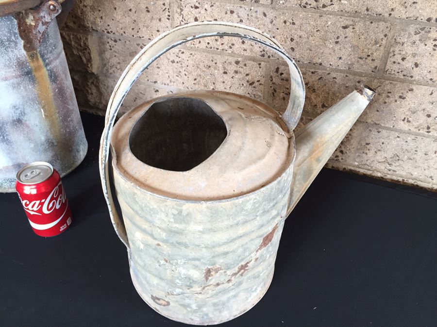 Vintage Galvanized Watering Can And Bucket With Lid [Photo 6]