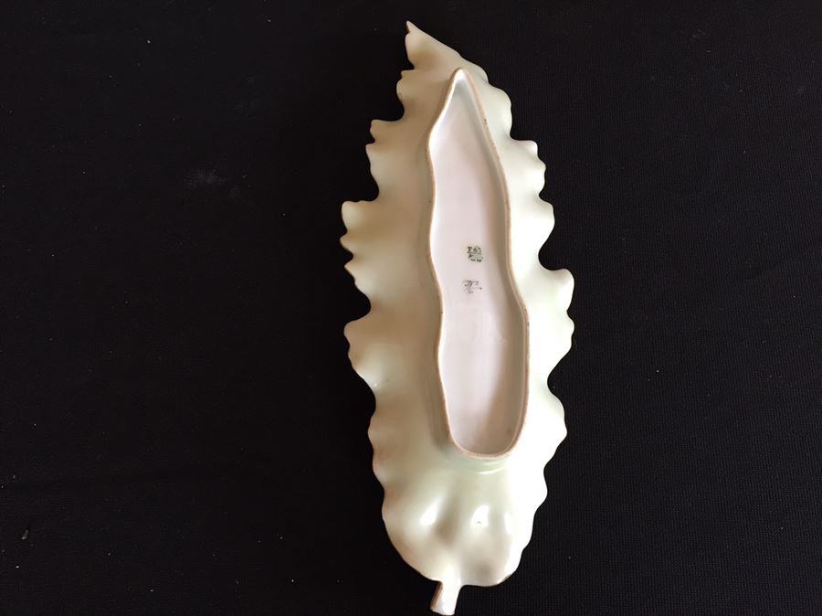 Vintage Hand Painted China Dish In Form Of A Leaf [Photo 7]