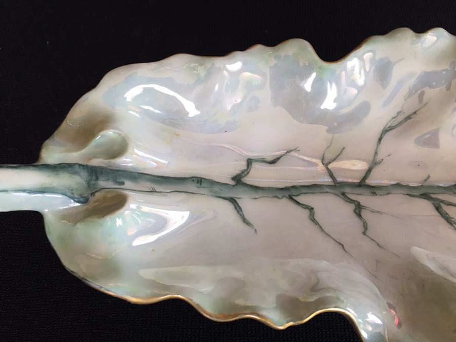 Vintage Hand Painted China Dish In Form Of A Leaf [Photo 4]