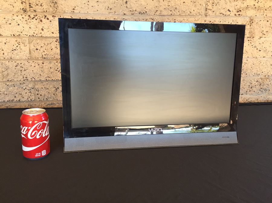 Vizio Flat Screen Monitor TV [Photo 2]