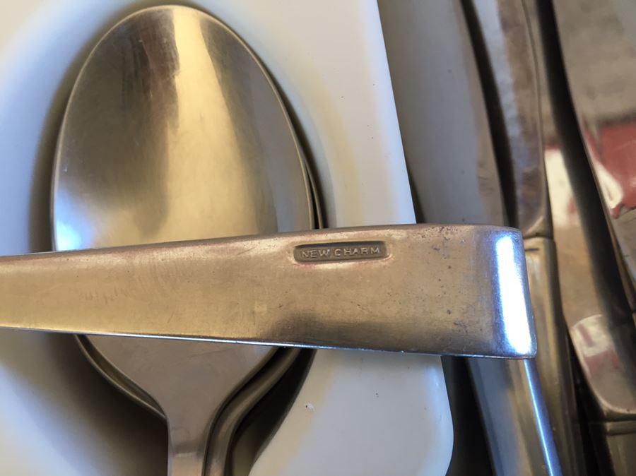 Flatware And Utensil Lot Oneida [Photo 7]