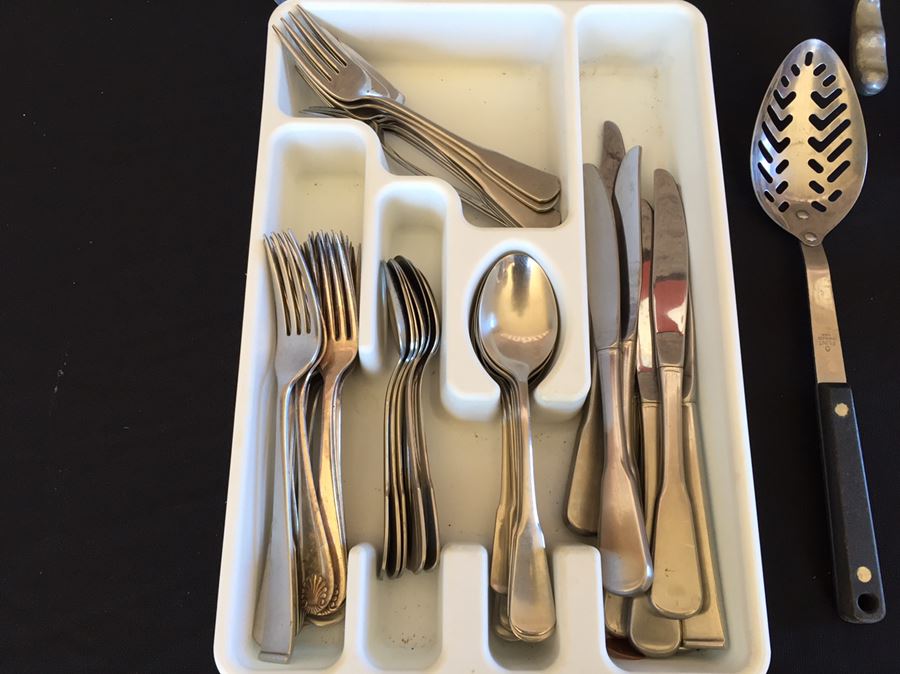 Flatware And Utensil Lot Oneida [Photo 2]