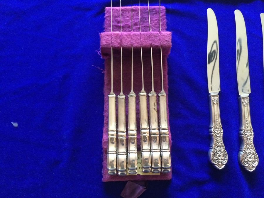 Vintage 1937 International Sterling Silver Primrose Pattern Flatware - 116 PIECES [Photo 25]