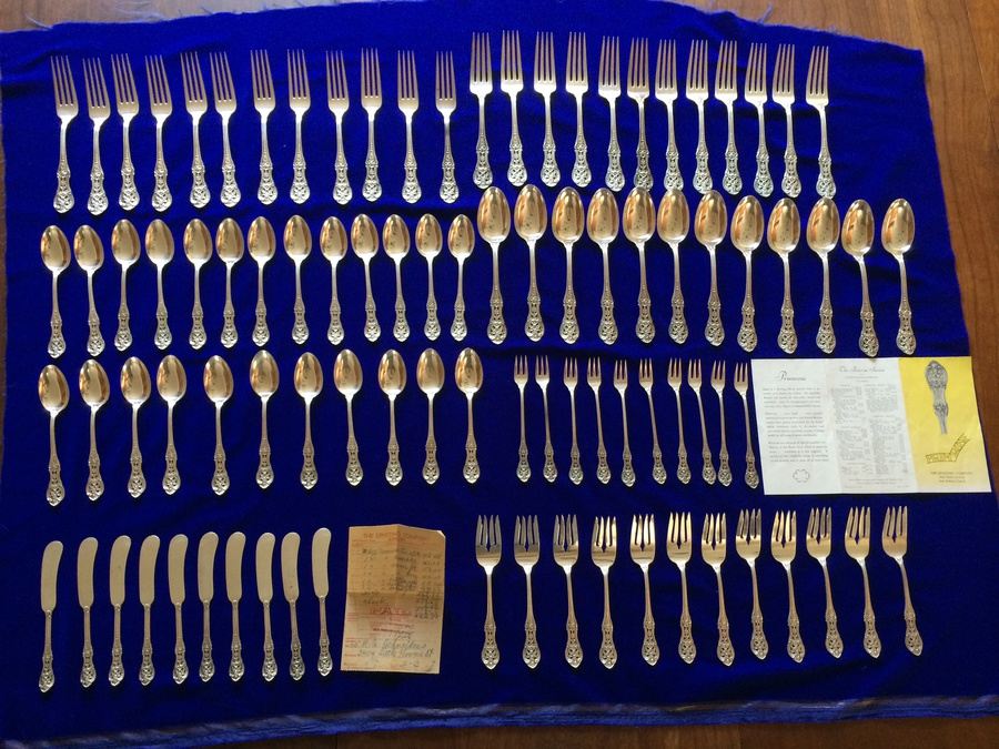 Vintage 1937 International Sterling Silver Primrose Pattern Flatware - 116 PIECES