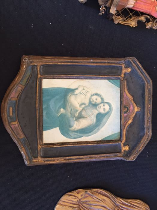 Catholic Decor Lot [Photo 16]