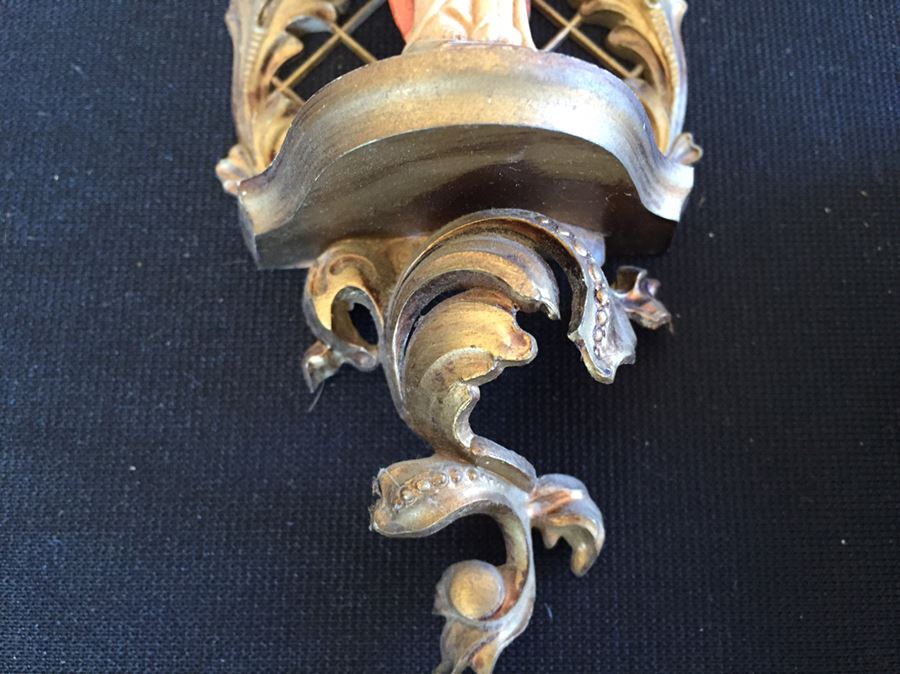 Catholic Decor Lot [Photo 4]